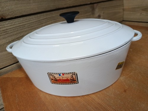 White oval staub cast iron - staub,