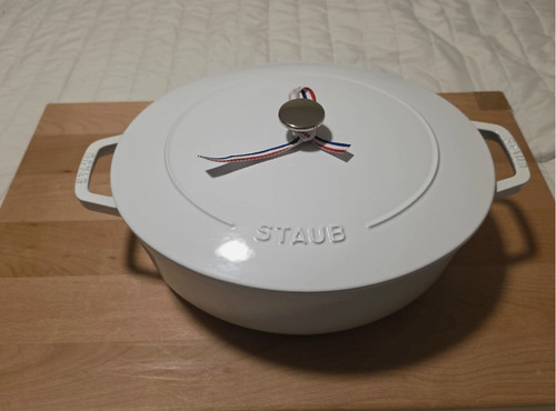 Staub cast iron oval - 6.25,