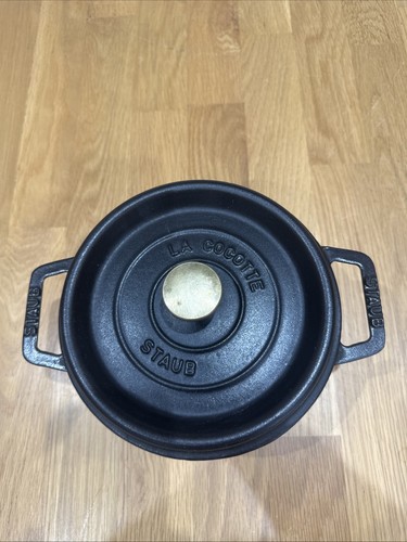 Black cocotte staub round - cocotte,
