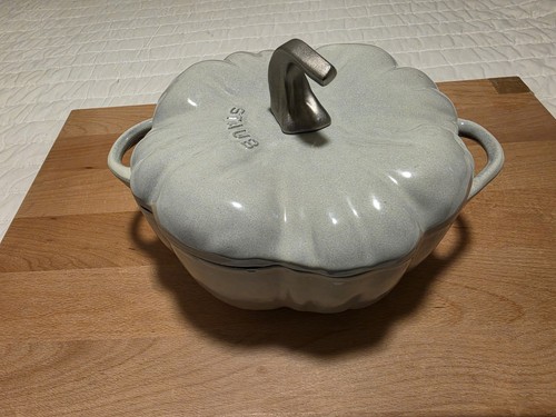 Staub cast iron qt - 3.5,