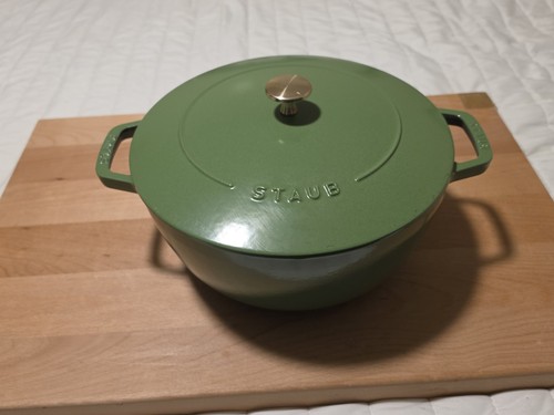 Staub cast iron - iron, 5.25